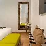 Essence Collection Hotell