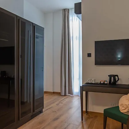 Hotel Essence Collection Rome
