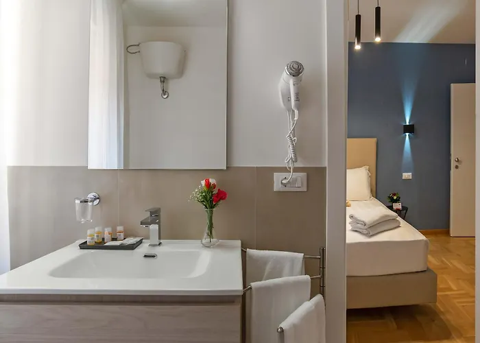 Essence Collection Rome