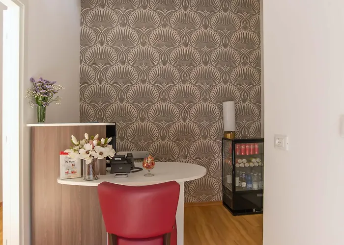 Essence Collection Hotel Rome