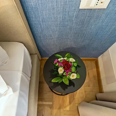 Essence Collection Hotel *