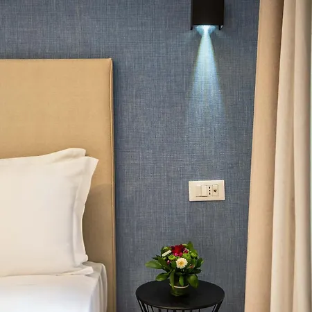 Essence Collection Hotel *